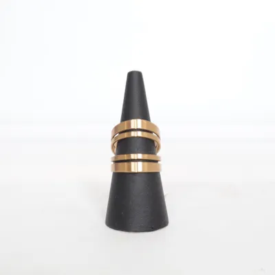 Ring (Guldfärgad) från Dyrberg/Kern Guldpläterad, Okänd metall