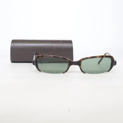 Solglasögon (Brun) från Oliver Peoples