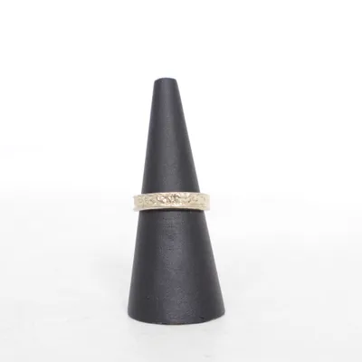 Ring (Silverfärgad) Okänd metall