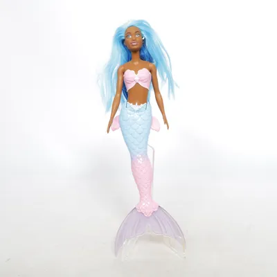 Docka (Rosa, Blå, Lila) från Barbie
