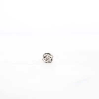 Charme (Argent, Noir) Métal inconnu