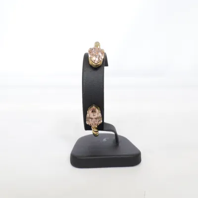 Armband (Guldfärgad) från Caroline Svedbom Okänd metall