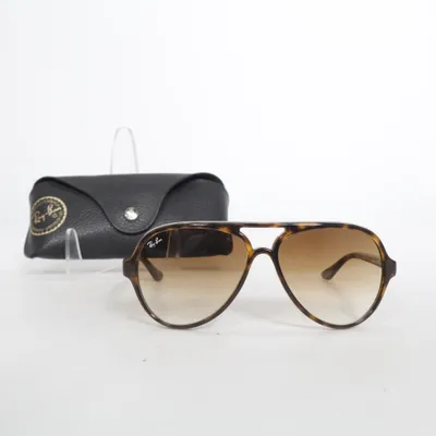 Zonnebril (RB4125) van Ray-Ban