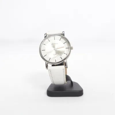 Armbandsur (Vit, Silverfärgad) från Geneva