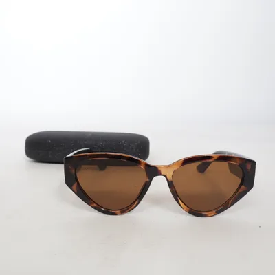 Solglasögon (1760) från Glitter