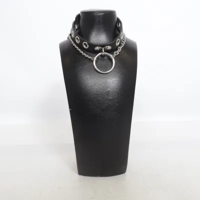 Choker (Svart, Silverfärgad) från Blackmilk Okänd metall
