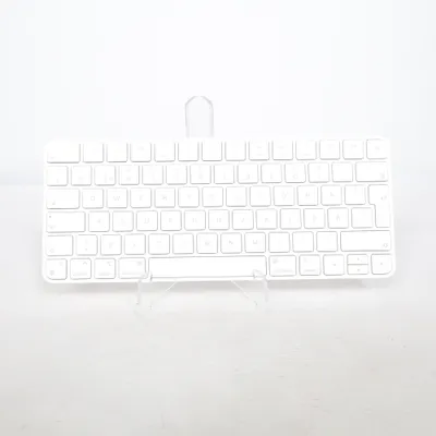 Tangentbord (A2450) från Apple