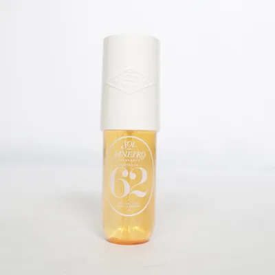 Body mist (Cheirosa 62) from Sol de Janeiro