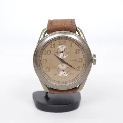 Polshorloge (Bruin) van Guess