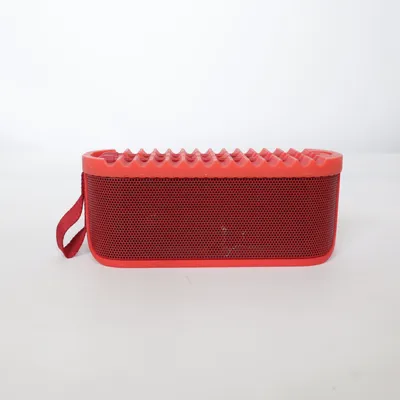 Bluetooth speaker (SOLEMATE) from Jabra
