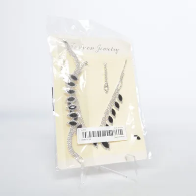 Parure de bijoux (Noir, Argent) Métal inconnu