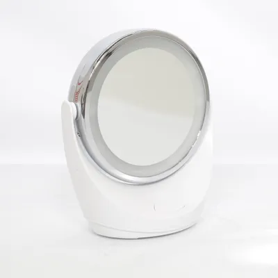 Cosmetica spiegel (Led Mirror) van Capere