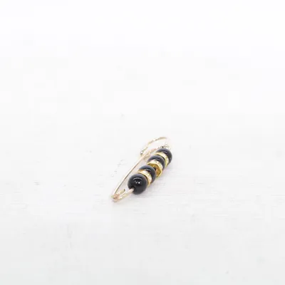 Brosch (Svart, Guldfärgad) Okänd metall