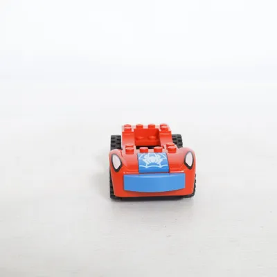 Leksaksbil (Röd, Blå, Svart) från LEGO