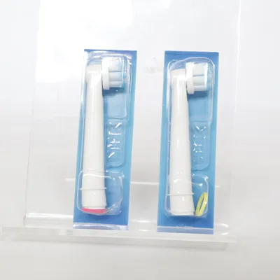 Tandborsthuvud (Vit) från Oral-B