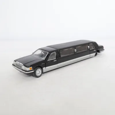 Model car (Black) from Lincoln