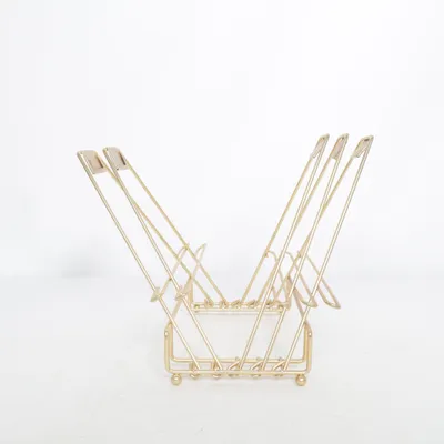 Newspaper stand (Gold)