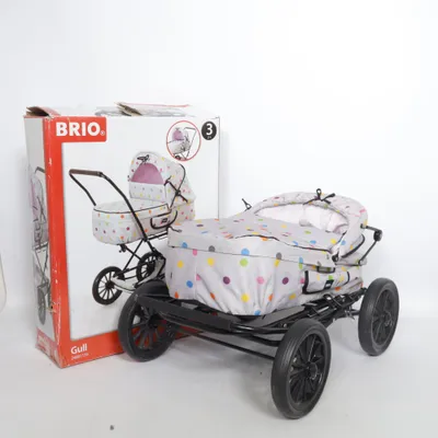 Dockvagn (Vit, Flerfärgad) från Brio