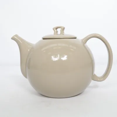 Teapot (Beige) from Broste Copenhagen