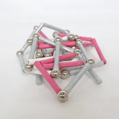 Byggsats (Vit, Flerfärgad) från Geomag