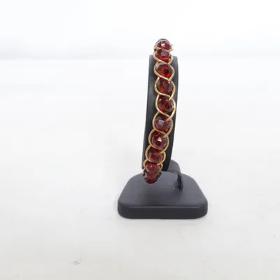 Bracelet (Rouge, Or) Métal inconnu