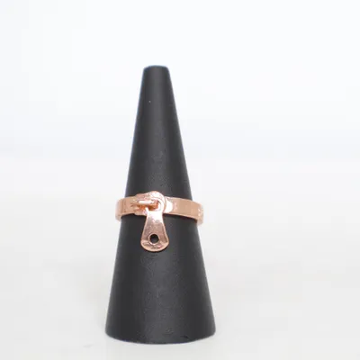 Ring (Gold) Unknown metal