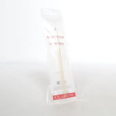 Pinceau de maquillage (Eyeliner Brush) de Clarins