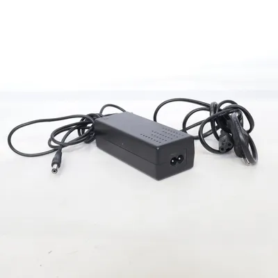 Computer charger (XKD-Z1700IC27.0-48W) from Creative