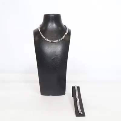 Smyckesset (Silverfärgad) från Guldfynd Silver