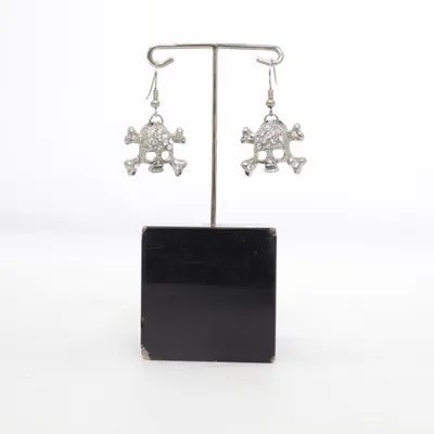 Earrings (Silver) Unknown metal