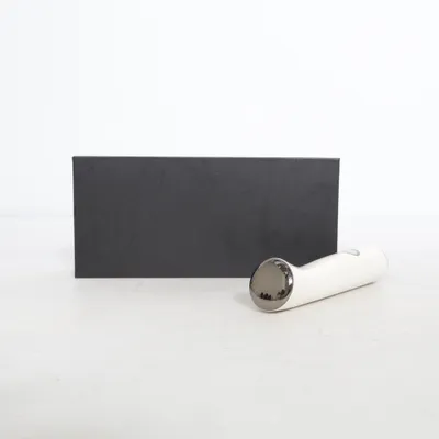 Cleansing device