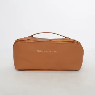 Toilettas (Bruin) van Byredo