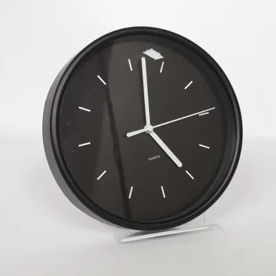 Vægur (Sort) fra Quartz  