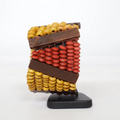 Bracelet (Rouge, Marron, Jaune) Métal inconnu