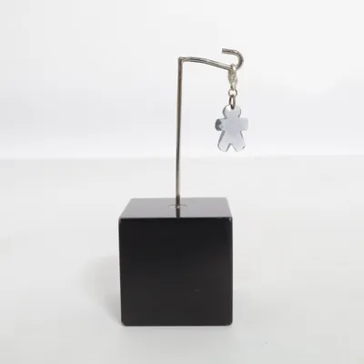 Charme (Gris) de Tous Métal inconnu