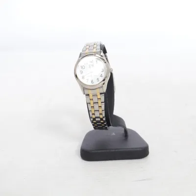Armbandsur (Silverfärgad, Guldfärgad) från Q&Q