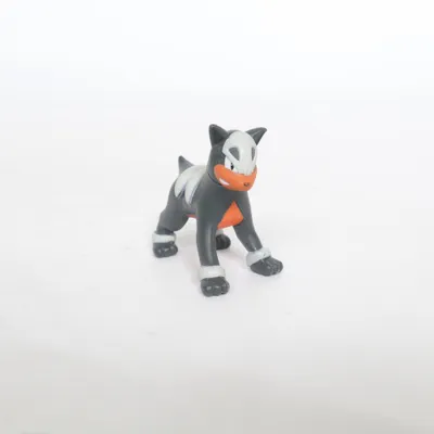 Legetøjsfigur (Sort, Grå, Orange) fra Pokémon