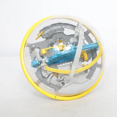 Casse-tête (Transparent, Jaune, Bleu, Gris) de Perplexus