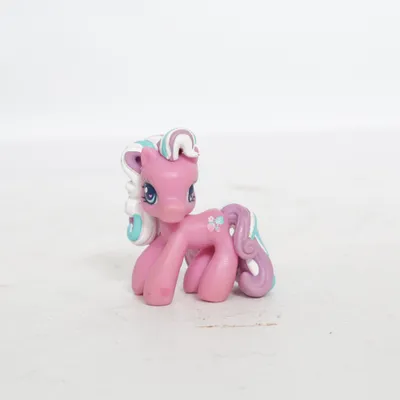 Toy animal (Purple, Multicolored) from Hasbro