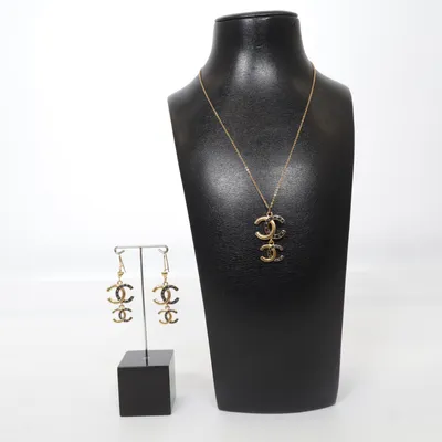 Jewelry set (Gold, Black) Unknown metal
