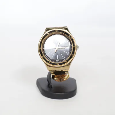 Armbandsur (Guldfärgad) från Swatch Swiss