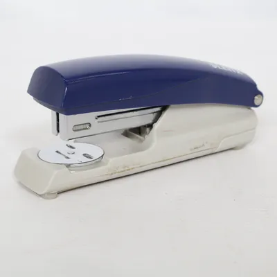 Häftapparat från Leitz