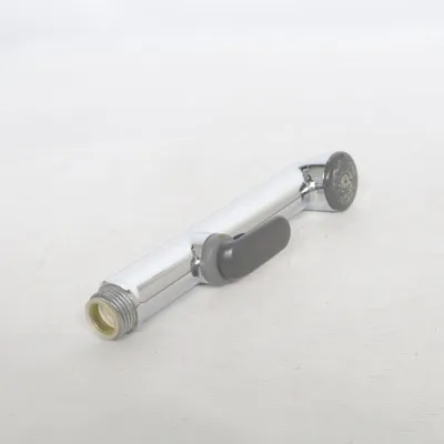 Badkameraccessoire (sink shower attachment, faucet shower head, tap shower attachment, sink hose attachment, bathroom faucet sprayer, handheld shower for sink, portable shower head, faucet hose sprayer, sink sprayer attachment, tap hose, shower attachment for tap, universal faucet adapter, adjustable faucet shower, quick connect faucet hose,
bathroom accessory, shower accessory, sink accessory, plumbing accessory, home improvement, household tool, cleaning tool, washing tool, multipurpose sprayer, water hose attachment,
pet washing tool, dog washing attachment, pet shower head, baby bath attachment, hair washing attachment, shampoo rinse tool, grooming tool,) van Oras