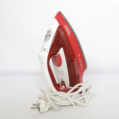 Iron (Ultragliss) from Tefal