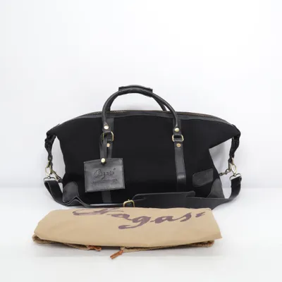 Weekendbag (Svart) från Bagasi