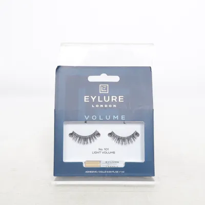 False lashes (Black) from Eylure