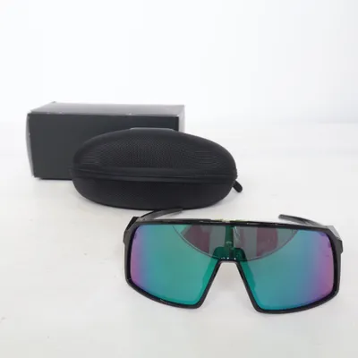 Sportglasögon (OO94606-0337) från Oakley