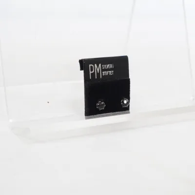Earrings (Black) from Pm Unknown metal