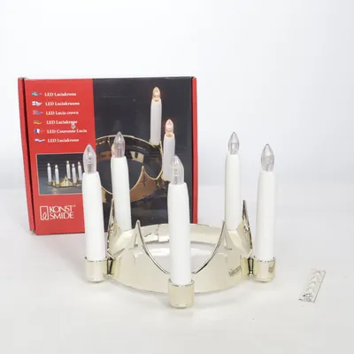 Adventsljusstake (Guldfärgad, Vit) från Konst Smide