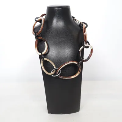 Halsband (Brun, Svart, Silverfärgad) Okänd metall